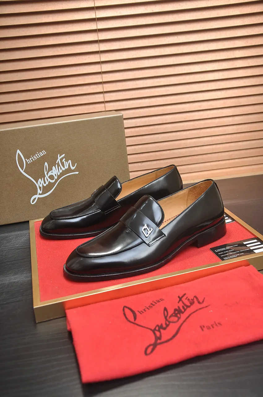 Men's shoes 💰620💶 [Chrstian Loubotin] Red-soled shoes 💋Original mold opening, the highest version on the market, purely handmade ➕Imported cowhide uppers, first-layer water-dyed cowhide lining! Original EU high-gloss outsole. 38 to 45 (45 customized)